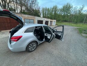 Kia Ceed 1.6Crdi 100kW NAVI - 11