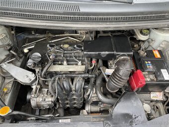 Mitsubishi Colt 1.1 - 11