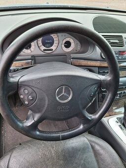 Prodám Mercedes Benz W211 kombi 320cdi rok výroby 2004 - 11