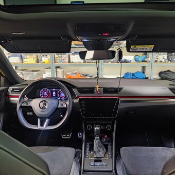 Škoda Superb 2.0 TSI 4x4 Sportline DSG PANO DPH - 11