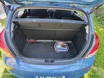 Hyundai i20 - 11
