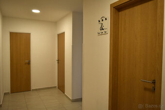 Náchod - pronáme bytu 3+1 s lodžií - 11