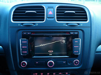 VW Golf 6 1.4 59 kW - Climatronic, NAVI, litá + zimní kola - 11