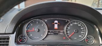 Volkswagen Touareg 3.0 TDI 180kw - 11