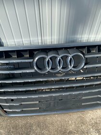Maska audi q7 15-20 s-line naraznik Mrizka chrom - 11