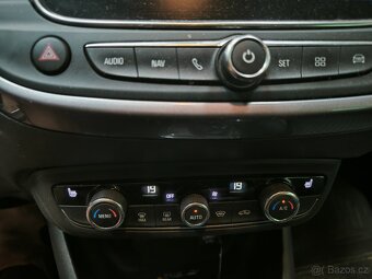OPEL Crossland X 1,5D automat - 11