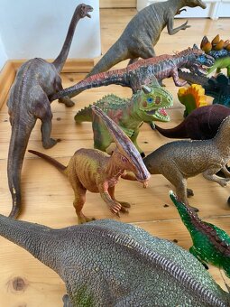 Sbírka Dinosaurů - 11
