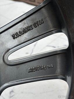 W205 C-class r18 alu kola r18 5x112 Zimni Continental - 11