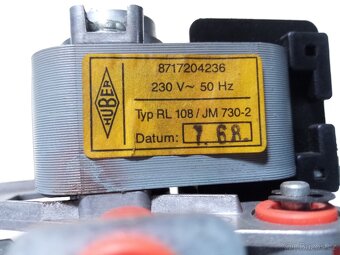 JUNKERS ZR 24-3AE 23 a JUNKERS ZWE 24-2AE 23 - 11