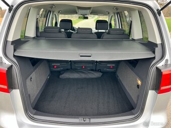 ►VW TOURAN 1.6 TDI 77KW CUP NAVI-KAMERA-TAŽNÉ-ASIST - 11