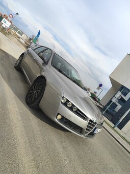 Alfa Romeo 159 JTD - 11