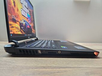 17,3" 240HZ_MSI RAIDER GE78HX_i9-13980HX_16GB_RTX 4070 8GB - 11