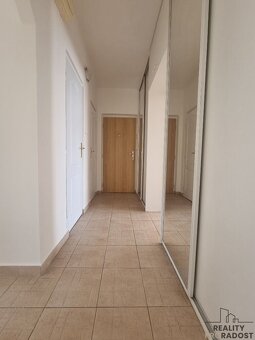 Pronájem bytu 3+1, OV, 74 m2, Kladno – Kročehlavy - 11