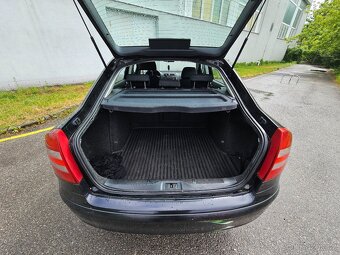 Škoda Octavia 2 1.9TDI 77KW BXE, XENON - 11