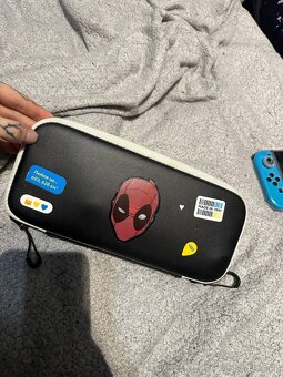 Nintendo switch oled - 11