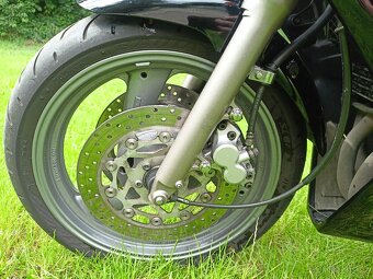 Yamaha FZR 600 - 11