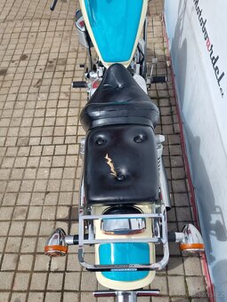 Honda VT 700c Shadow - 11