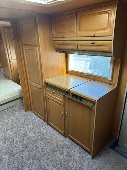 Karavan Fendt Diamant - Doklady - 11