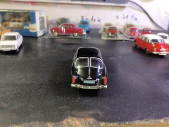 Modely autíček Tatra a jine - 11