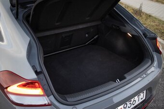Hyundai i30 Fastback N Performance / V ZÁRUKE / - 11