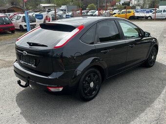 Ford Focus 1.8i 92kw, r.2010, 1.maj.,serviska, STK, klima - 11