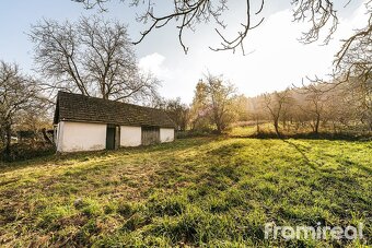 Prodej pozemky pro bydlení, 4 179 m2 - Staré Město - Bílá St - 11