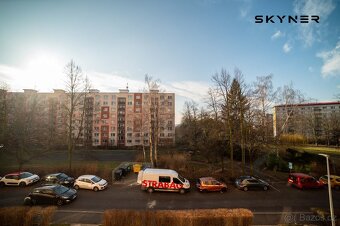 Pronájem bytu 2+1 s balkonem v atraktivní lokalitě Severní T - 11