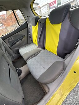 Kia Picanto 1.1i 48 kW - 11