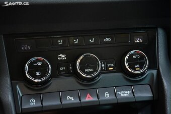 Škoda Karoq 1.5TSi DSG STYLE LED NAVI DPH - 11