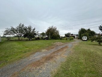 Stavební pozemek 1644 m2 - 11