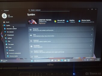 Fujitsu Lifebook E751 - 11