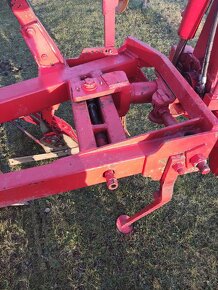 Pluh čtyřradličný Obracák - 11