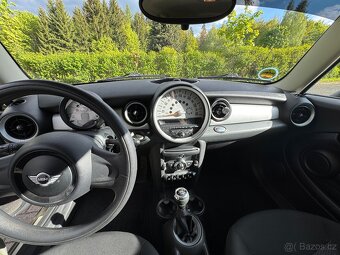 Mini Cooper 1.6 d - 11