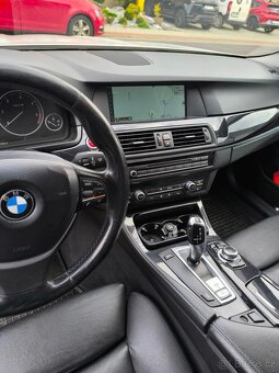 BMW F11 530d automat - 11
