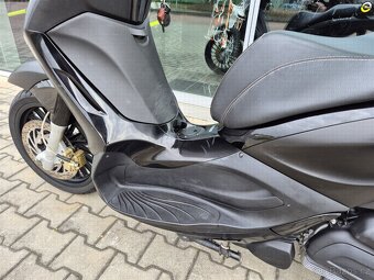 Piaggio Beverly 300 - 11