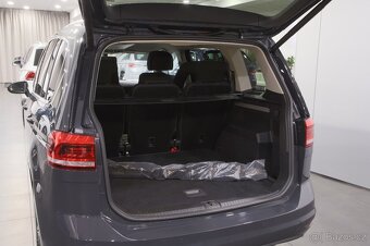 VW Touran Highline 2.0TDI 110kW DSG - záruka Autodraft - 11