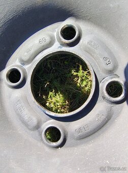 Sada disky + zimní pneu Kleber 185/60 R15 - 11