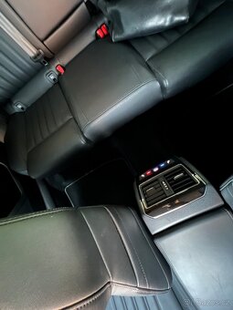 Škoda Superb III combi Laurin&Klement - 11