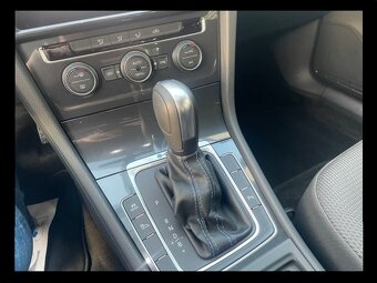 e-GOLF Aut 136PS Temp 2PDC Nav LED AAC Kam AL DPH 1/20 - 11
