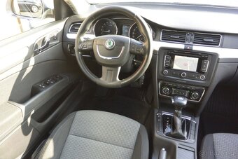 PRODÁM Škoda Superb 2.0TDi DSG 4x4 Ambition - 11