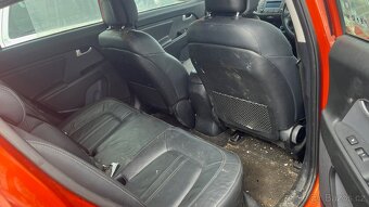 329. Kia Sportage 1.7cdti D4FD Na náhradní díly - 11