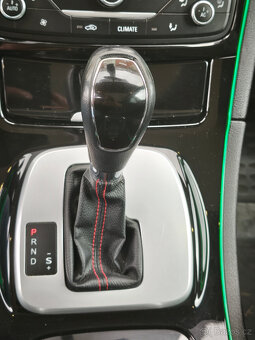 S MAX titanium 2,2 147kw 2012 - 11