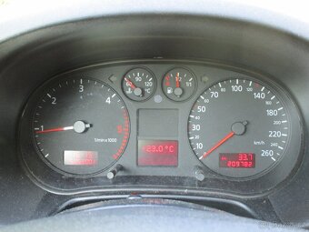 Audi a3, 5.dveř., 1.9tdi 96kw. 6.kvalt. STK 6/2027. - 11