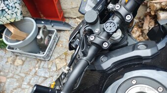 YAMAHA MT 09 SP 2018 - 11