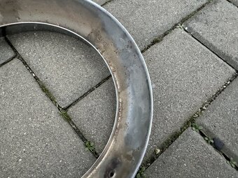 Volha Gaz 21,nové chromy předních světlometů - 11