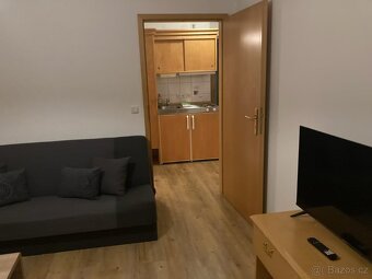 Prodej apartmánu 2+1 v Bavorsku - 11