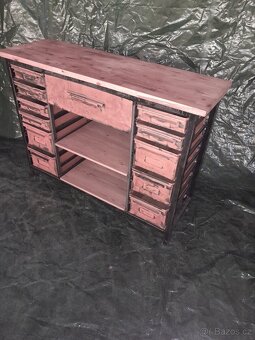Industriální nábytek - 11
