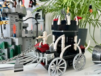 Prodej hradu z kostek - LEGO Castle 3 stavebnice - 11