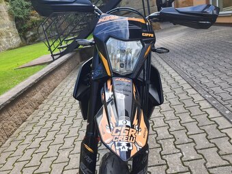 KTM 690 SMC-R - SUPER STAV 175.000,- Kč - 11