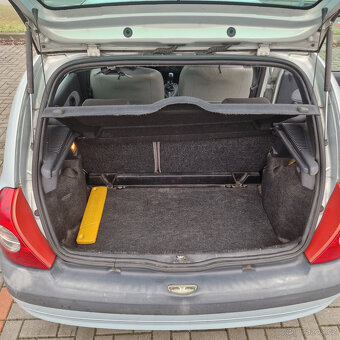 Renault Clio II - 11